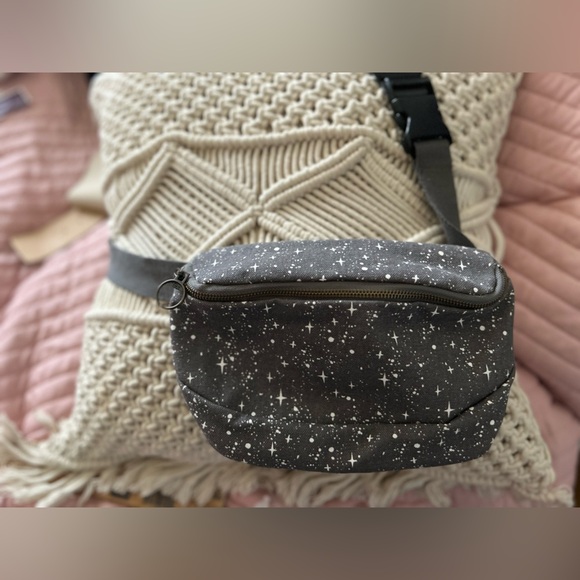 Danica Studio belt bag / cross body - Picture 12 of 13